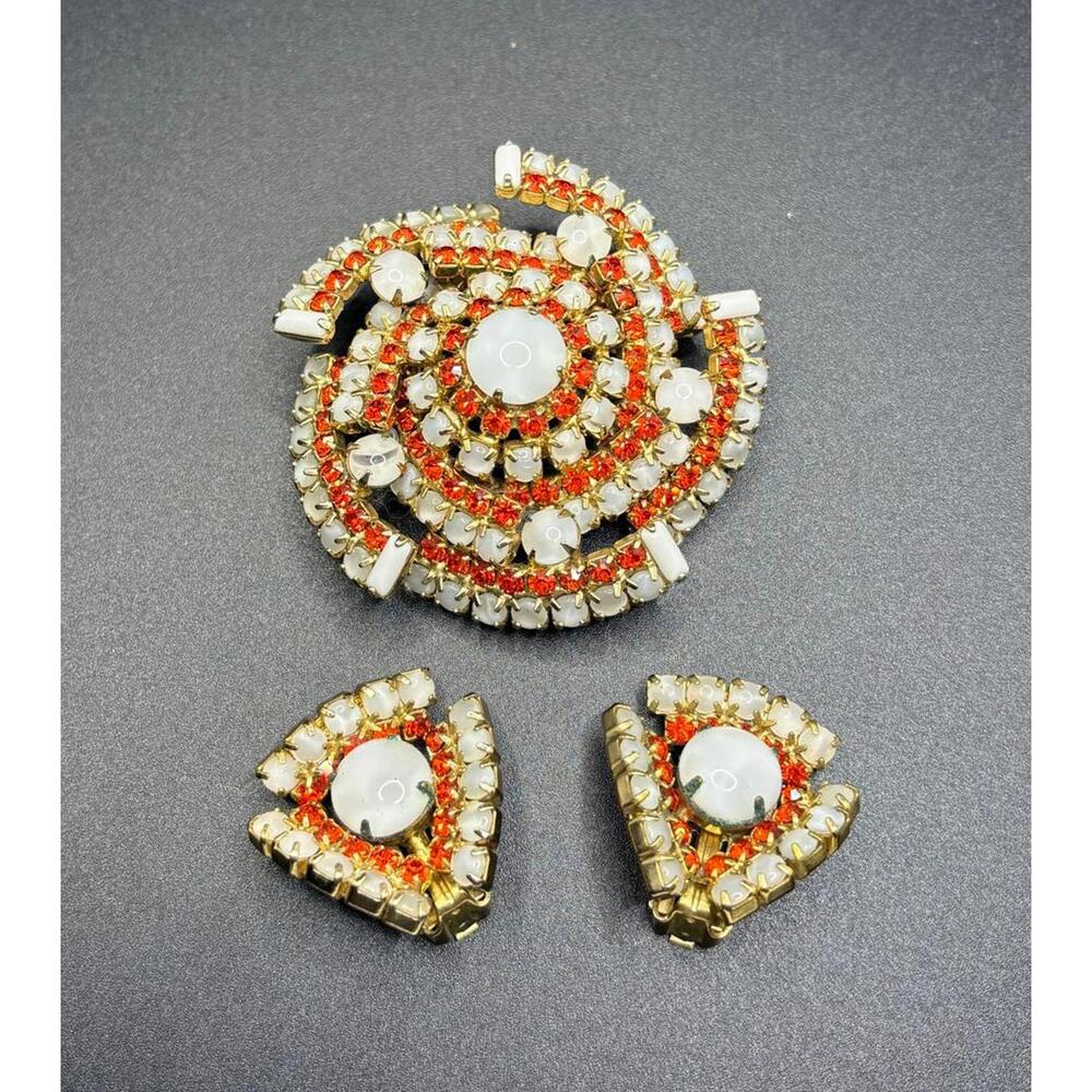 Vintage Pinwheel Brooch and Earrings Set